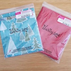 New Christmas Timeless Memory Pouches by Thirty-one
